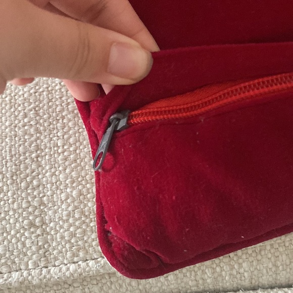 Needlepoint mini pillow - Picture 3 of 6